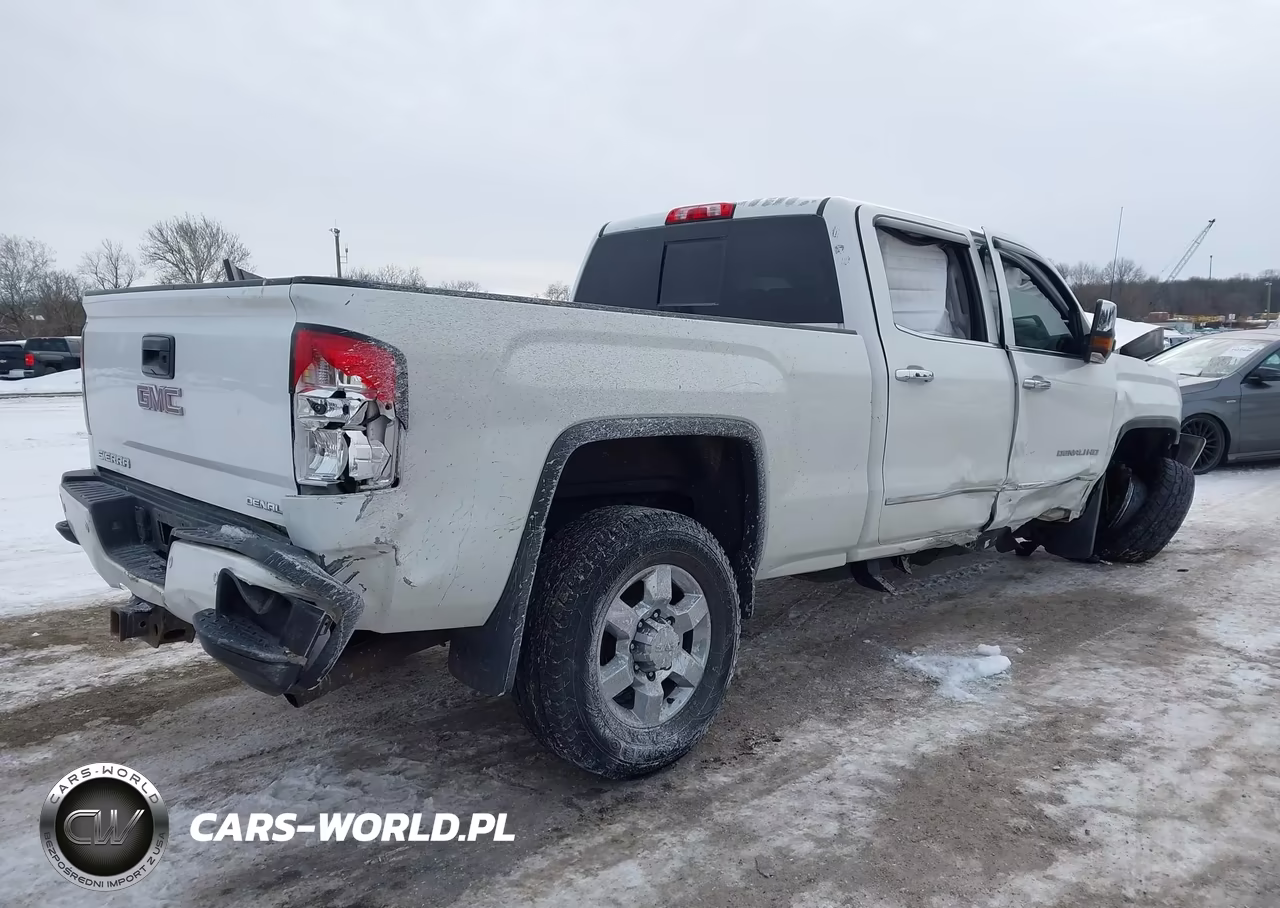 2015 GMC Sierra 2500Hd Denali VIN:1GT120EG2FF524678 - 4