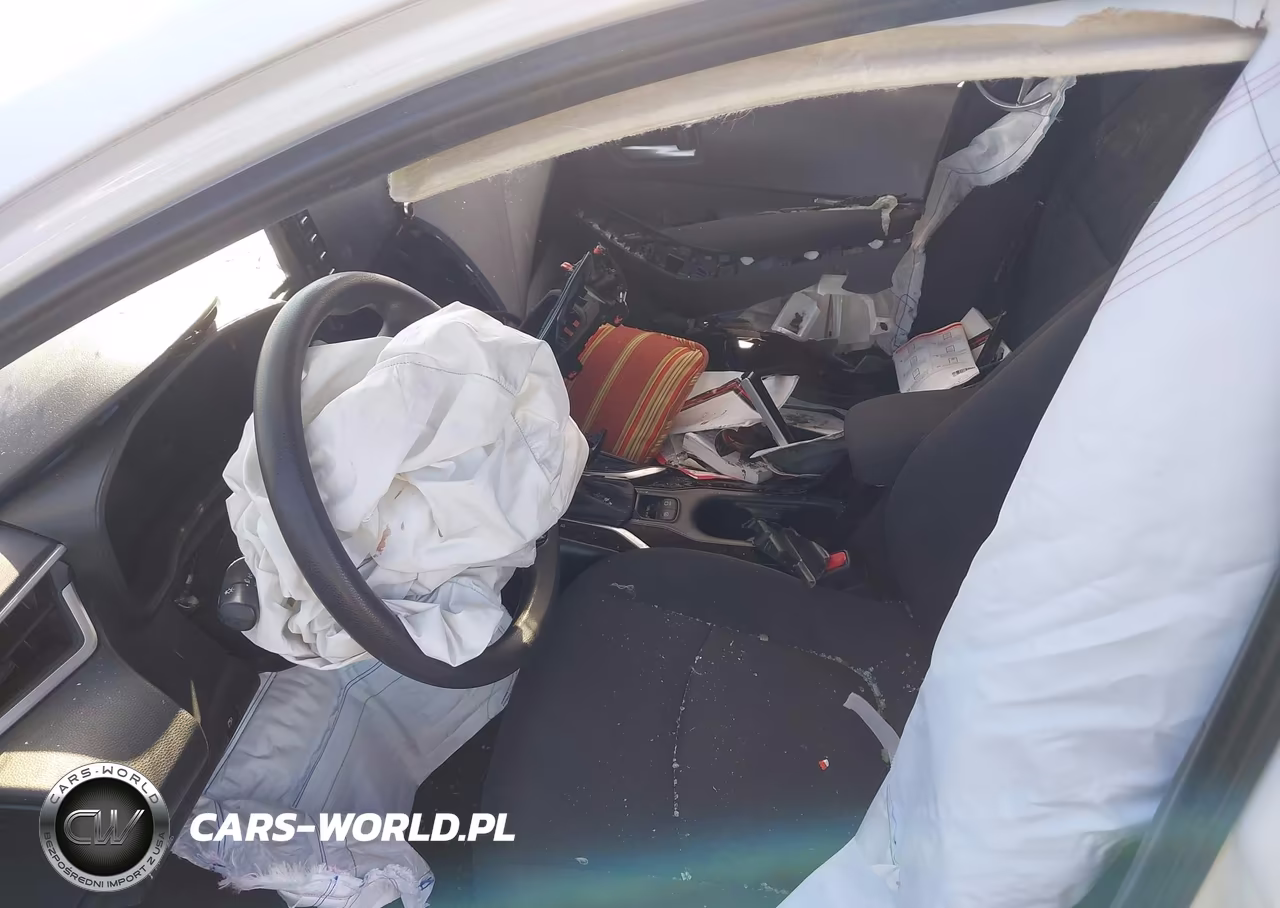 2021 Toyota Corolla Hybrid Le VIN:JTDEAMDE8MJ023638 - 5