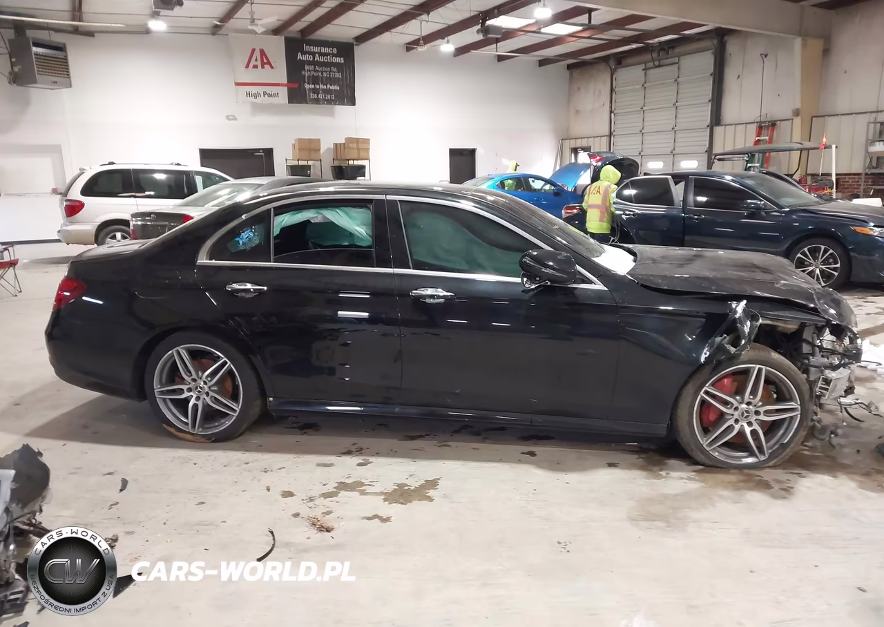 2020 Mercedes-Benz E 350 VIN:WDDZF8DB0LA703988 - 13