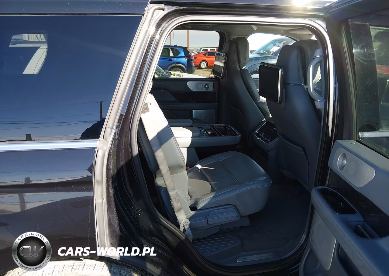 2019 Lincoln Navigator Reserve VIN:5LMJJ2LT7KEL04721 - 8