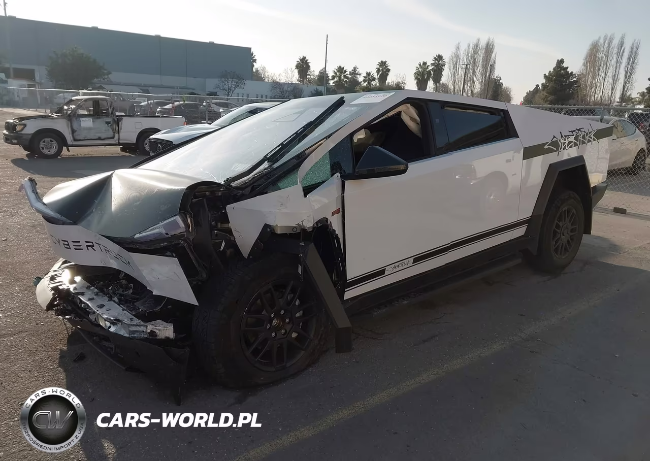 2025 Tesla Cybertruck VIN:7G2CEHED3SA067943 - 2