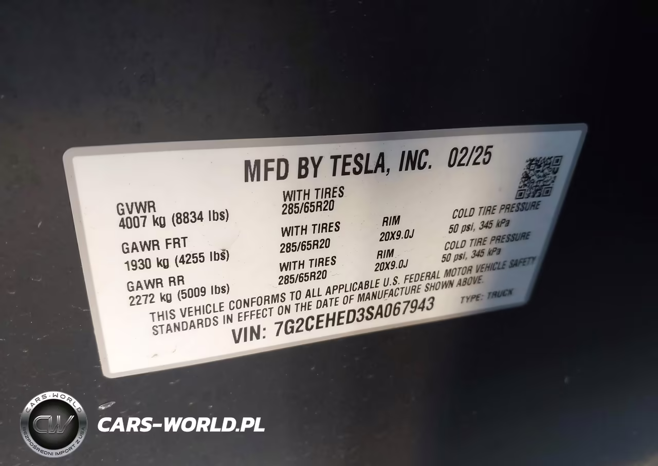 2025 Tesla Cybertruck VIN:7G2CEHED3SA067943 - 9