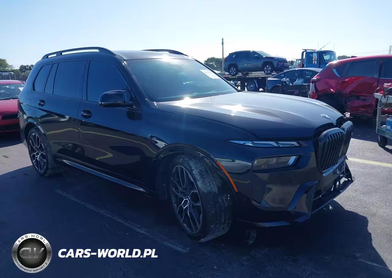 2025 BMW X7 M60I