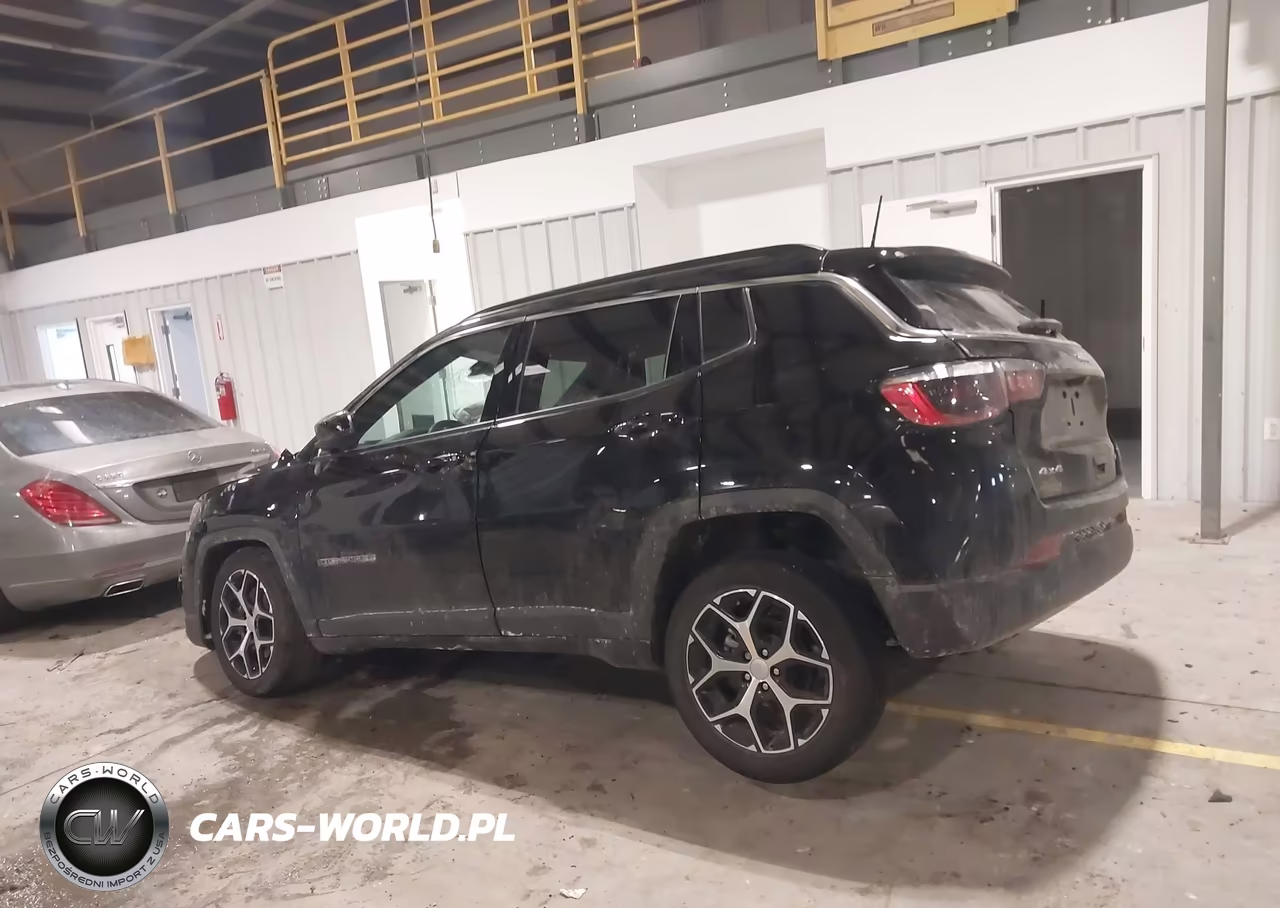 2024 Jeep Compass Limited 4X4 VIN:3C4NJDCN2RT141847 - 14