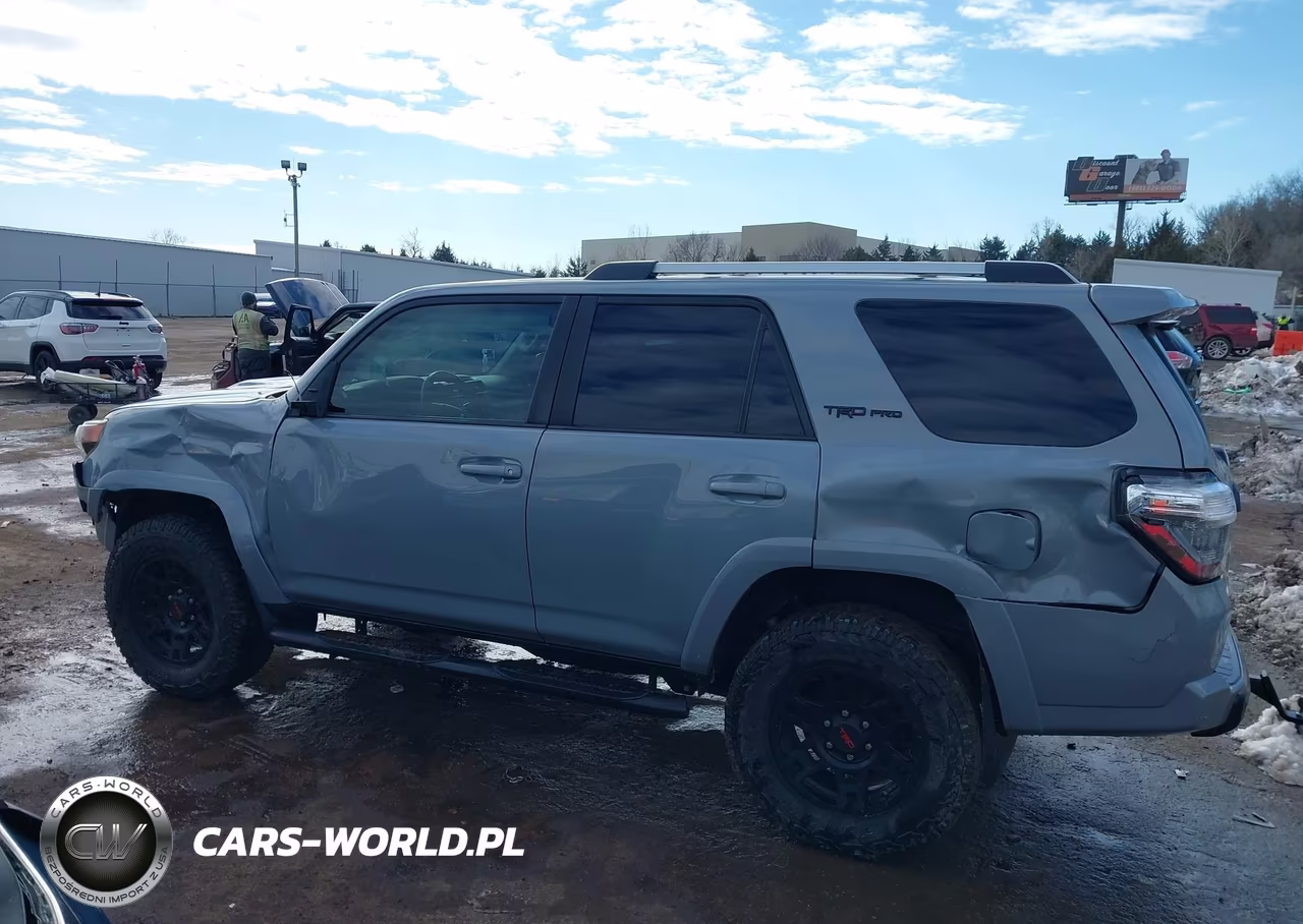 2017 Toyota 4Runner Trd Pro VIN:JTEBU5JR0H5435795 - 15