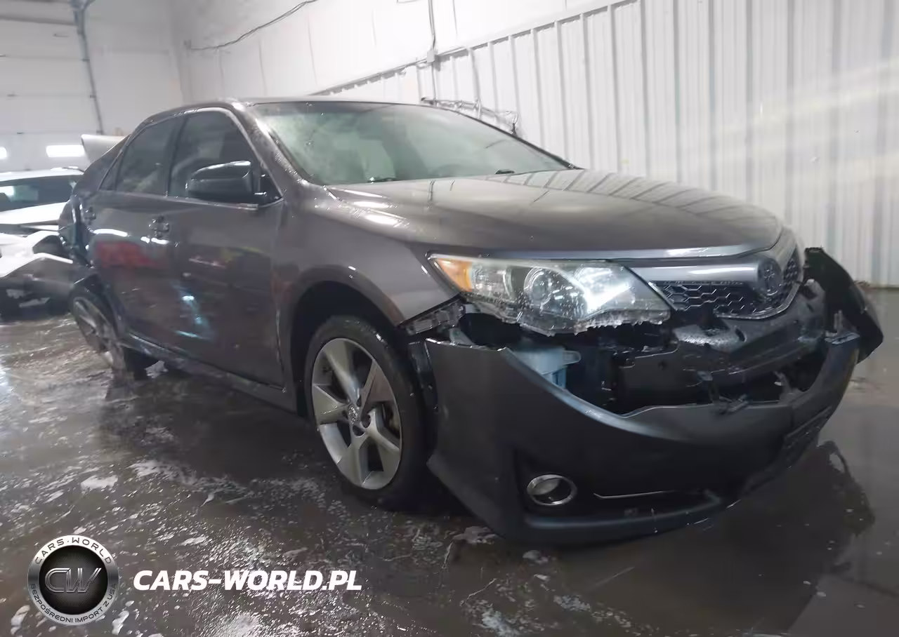 2014 Toyota Camry Se V6