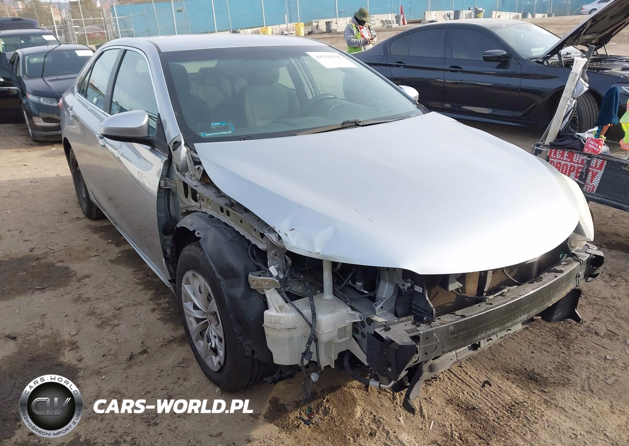 2015 Toyota Camry Le