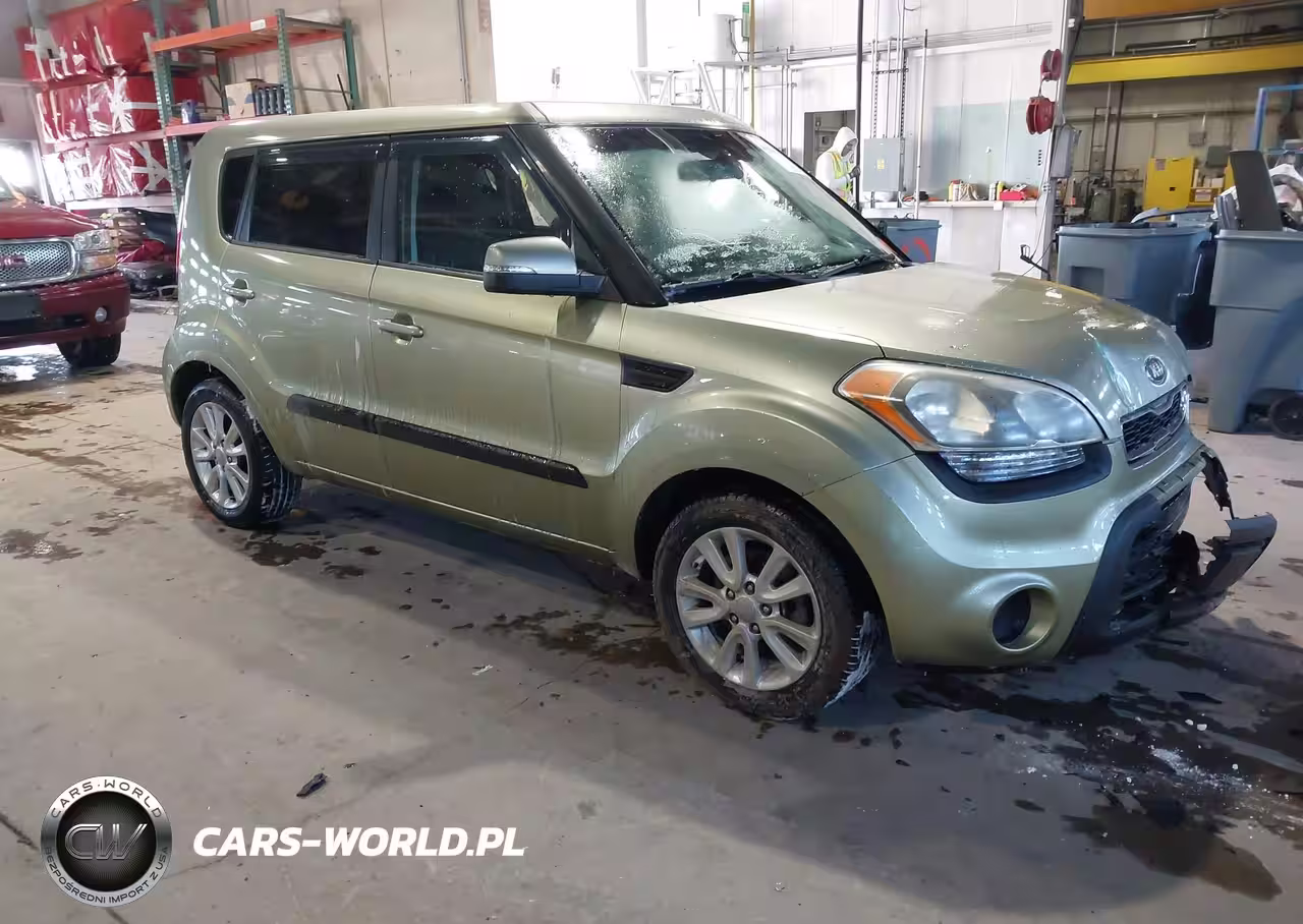 2013 Kia Soul +