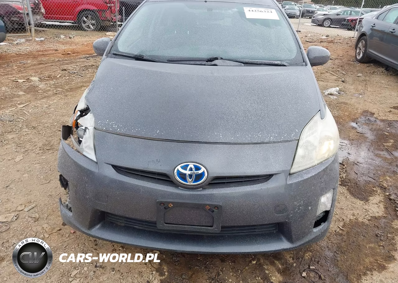 2011 Toyota Prius Three VIN:JTDKN3DUXB1369082 - 12