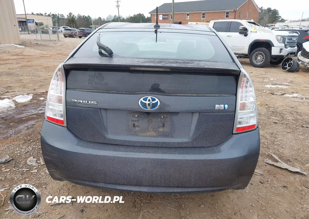 2011 Toyota Prius Three VIN:JTDKN3DUXB1369082 - 16
