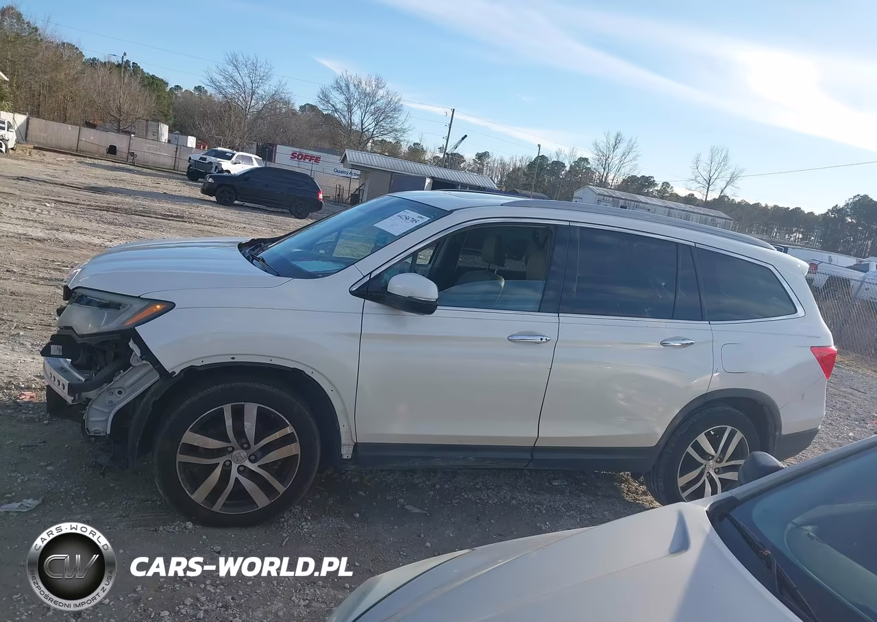 2016 Honda Pilot Touring VIN:5FNYF5H96GB051385 - 15