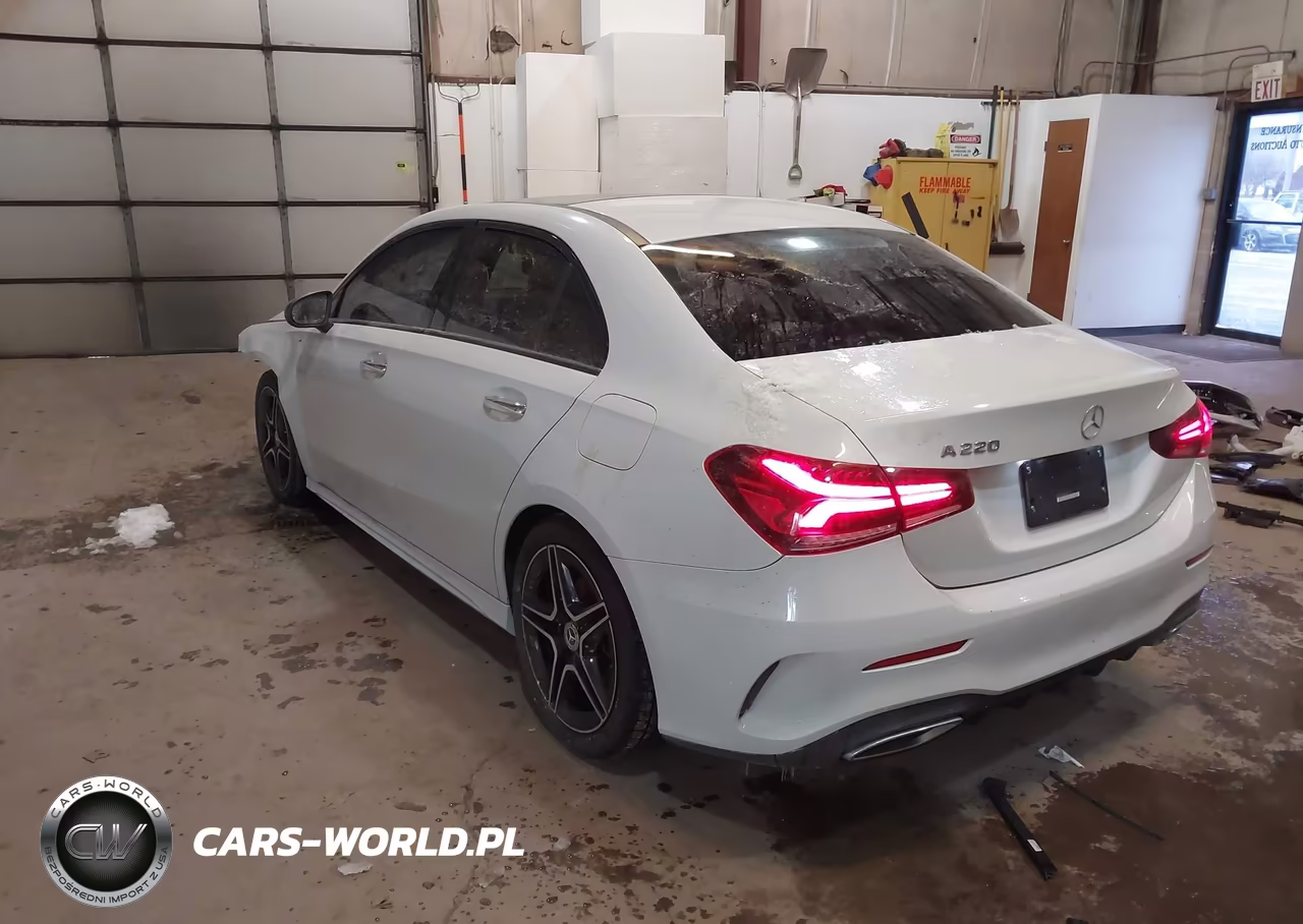 2021 Mercedes-Benz A 220 VIN:W1K3G4EB6MJ285190 - 3