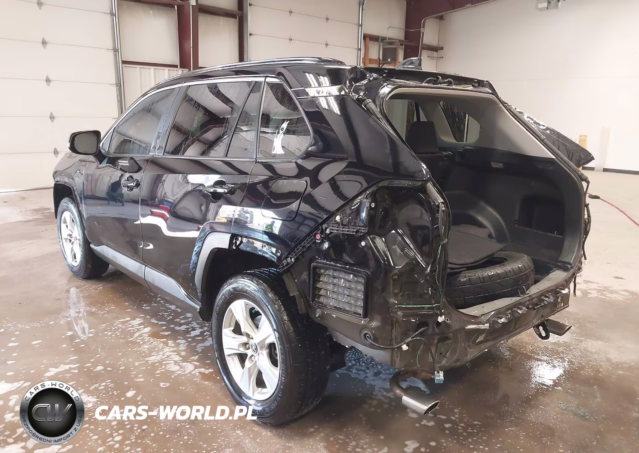 2019 Toyota Rav4 Xle VIN:JTMW1RFVXKJ014600 - 3