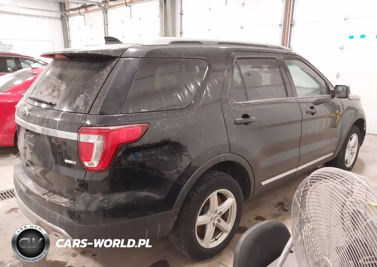 2016 Ford Explorer Xlt VIN:1FM5K8D89GGD02494 - 4