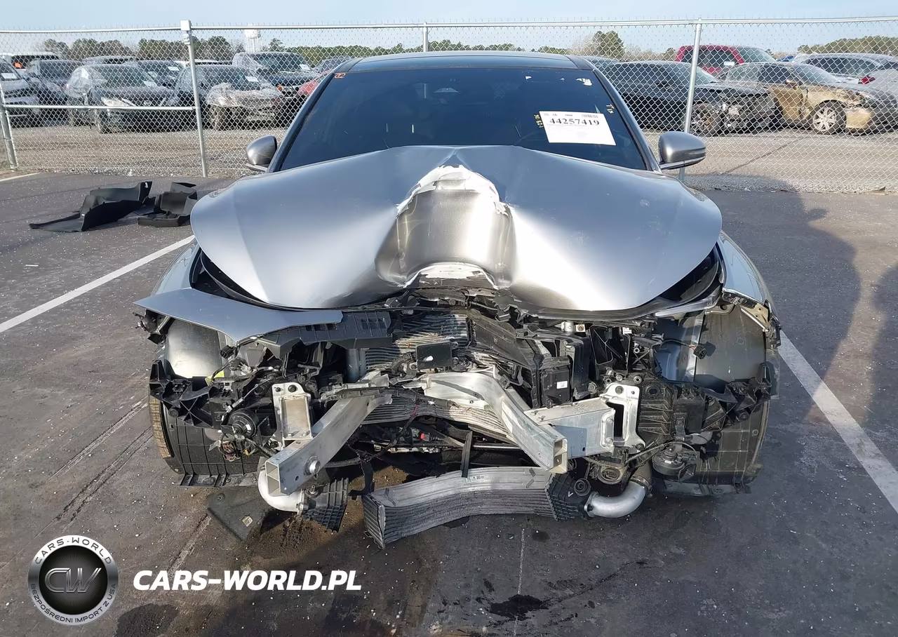 2022 Genesis G70 2.0T Rwd VIN:KMTG34TAXNU092141 - 13