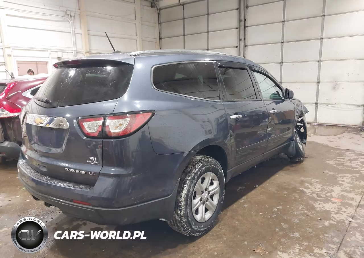 2014 Chevrolet Traverse Ls VIN:1GNKRFED8EJ206768 - 4