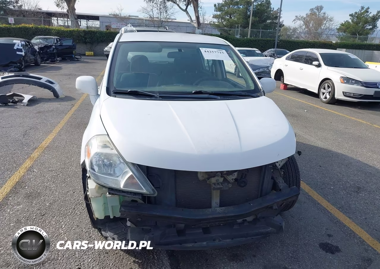 2010 Nissan Versa 1.8S VIN:3N1BC1CP7AL380198 - 13