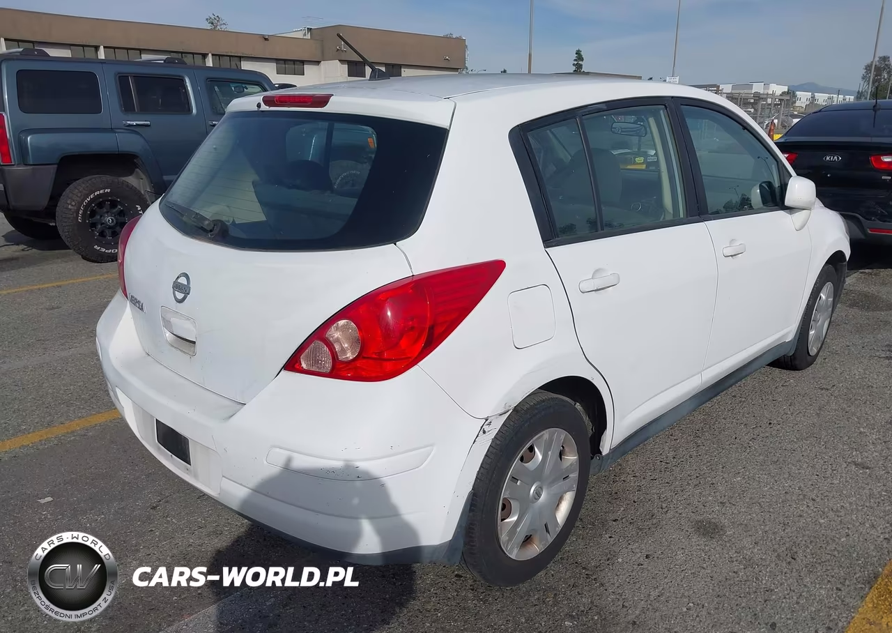 2010 Nissan Versa 1.8S VIN:3N1BC1CP7AL380198 - 4