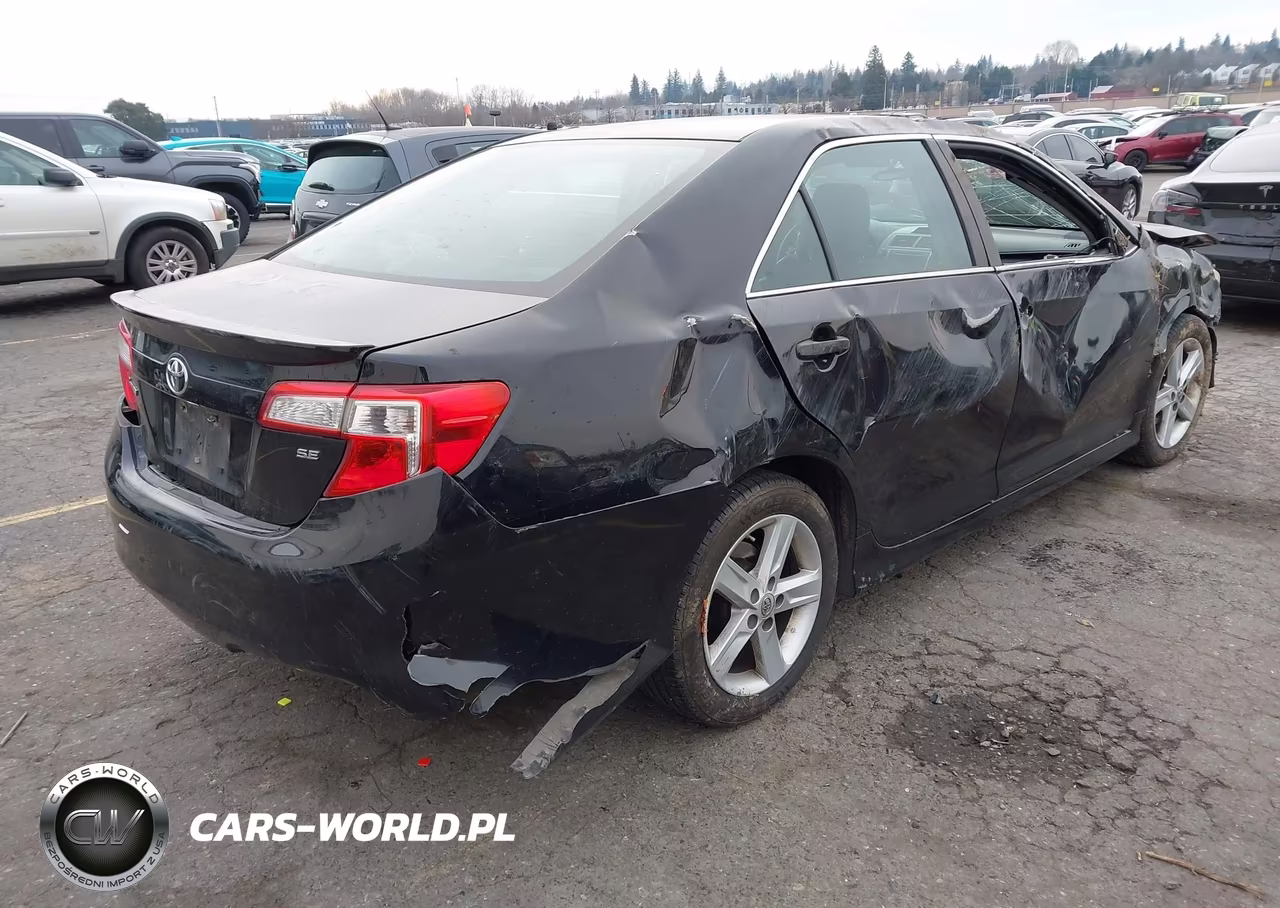 2013 Toyota Camry Se VIN:4T1BF1FK5DU264332 - 4
