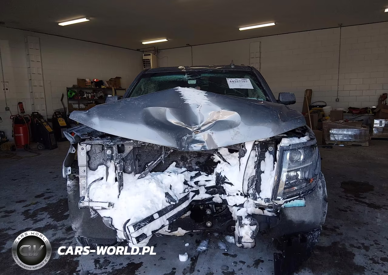2019 Chevrolet Tahoe Lt VIN:1GNSKBKC1KR237138 - 11