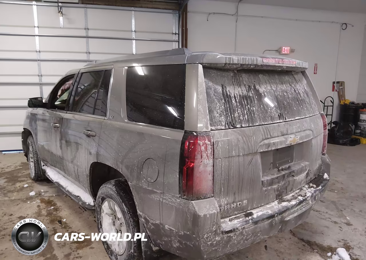 2019 Chevrolet Tahoe Lt VIN:1GNSKBKC1KR237138 - 3