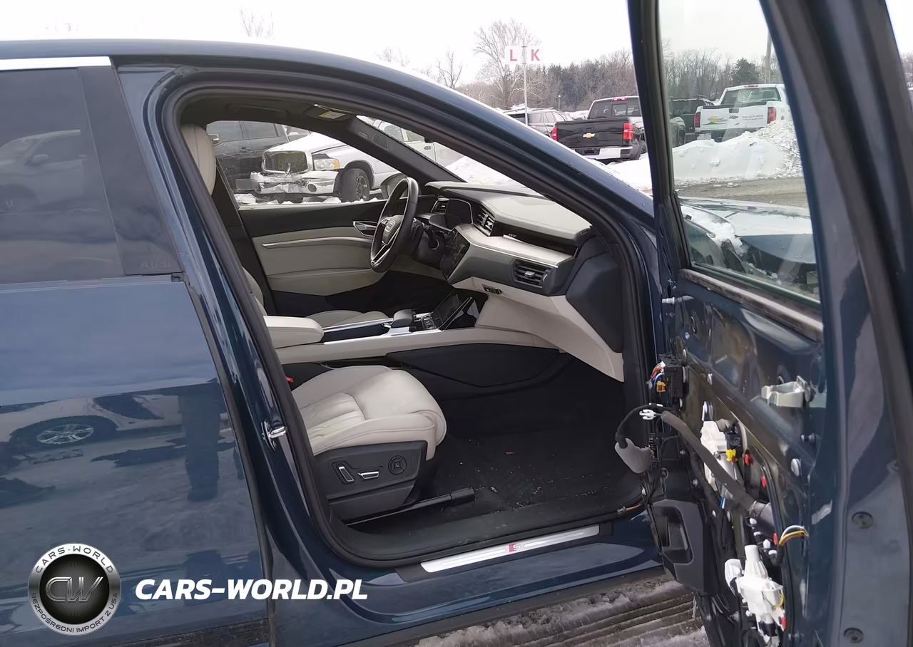 2024 Audi Q8 E-Tron S Line Prestige Quattro VIN:WA1DAAGEXRB020824 - 5