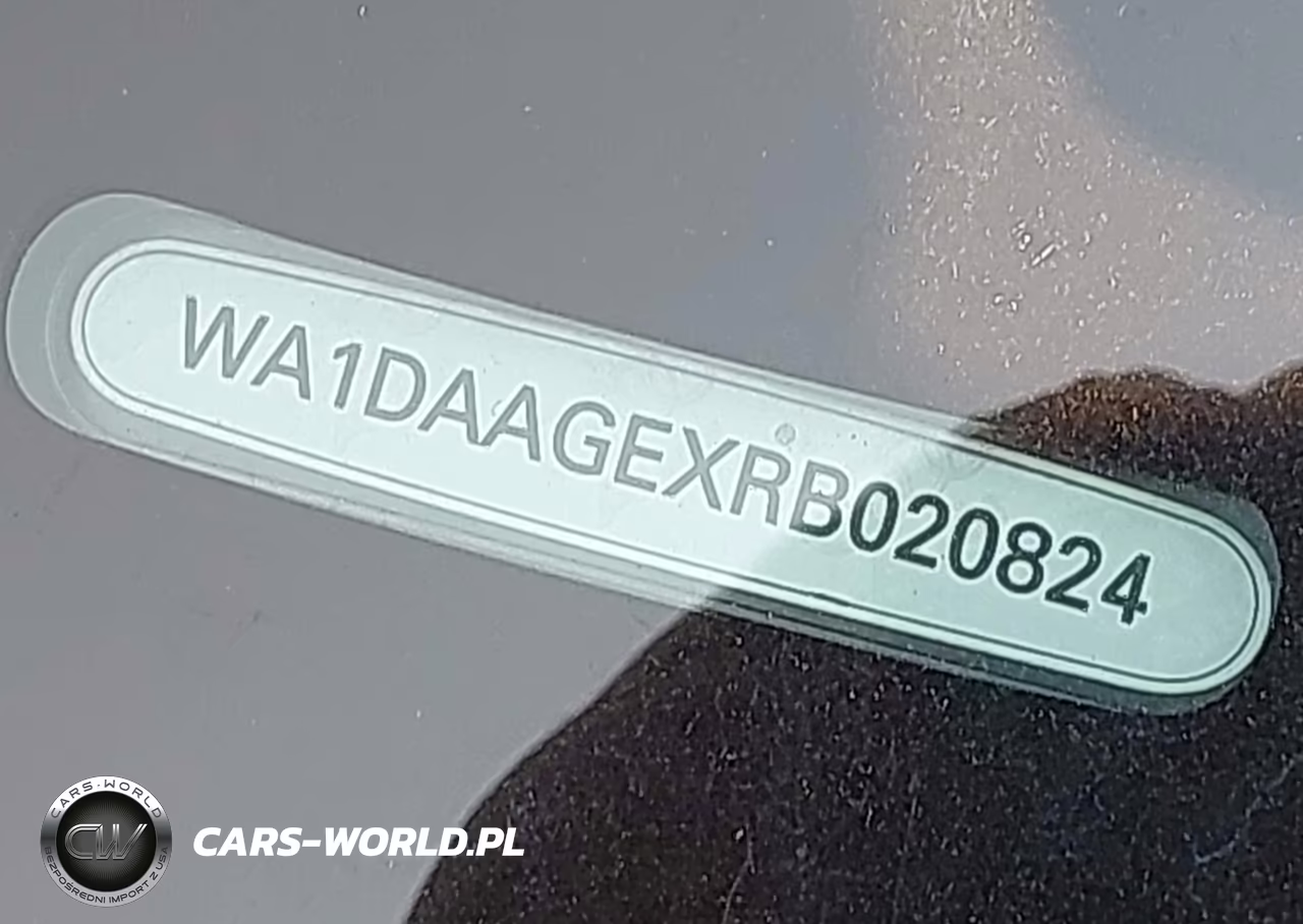 2024 Audi Q8 E-Tron S Line Prestige Quattro VIN:WA1DAAGEXRB020824 - 9