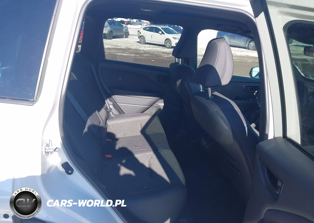 2025 Subaru Forester Premium Hybrid VIN:JF2SLSED6SH402232 - 8