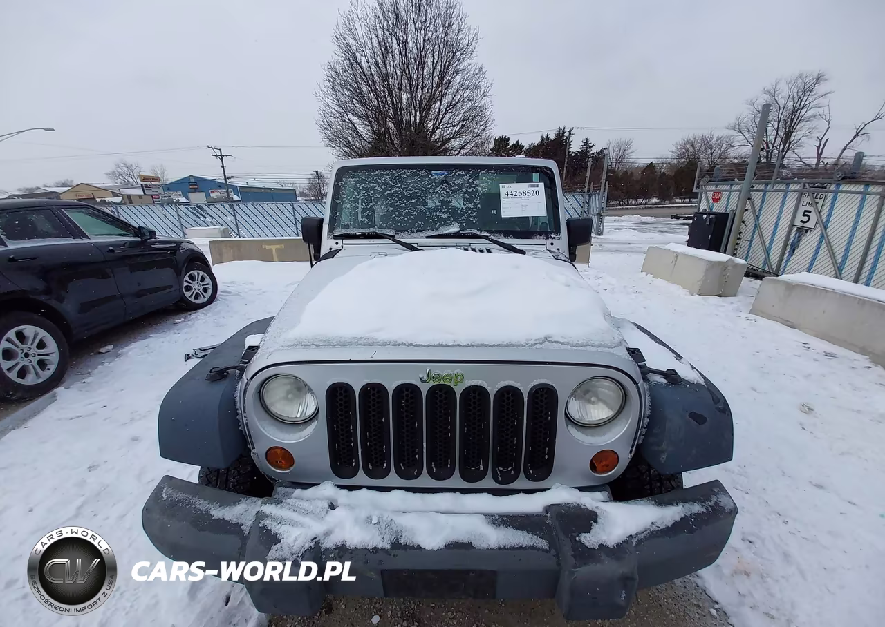 2009 Jeep Wrangler X VIN:1J4FA24139L769197 - 12
