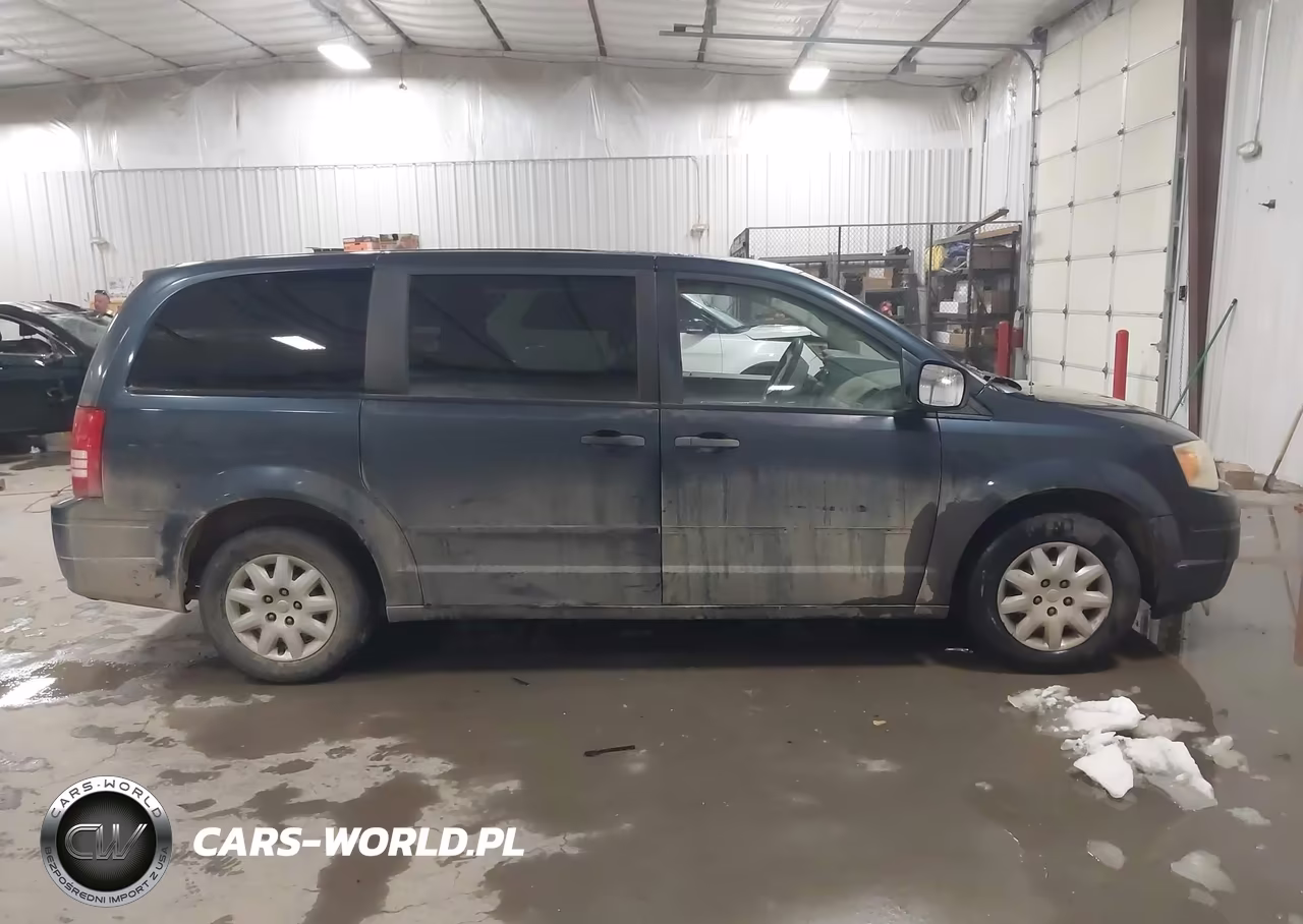 2008 Chrysler Town & Country Lx VIN:2A8HR44H18R671042 - 13