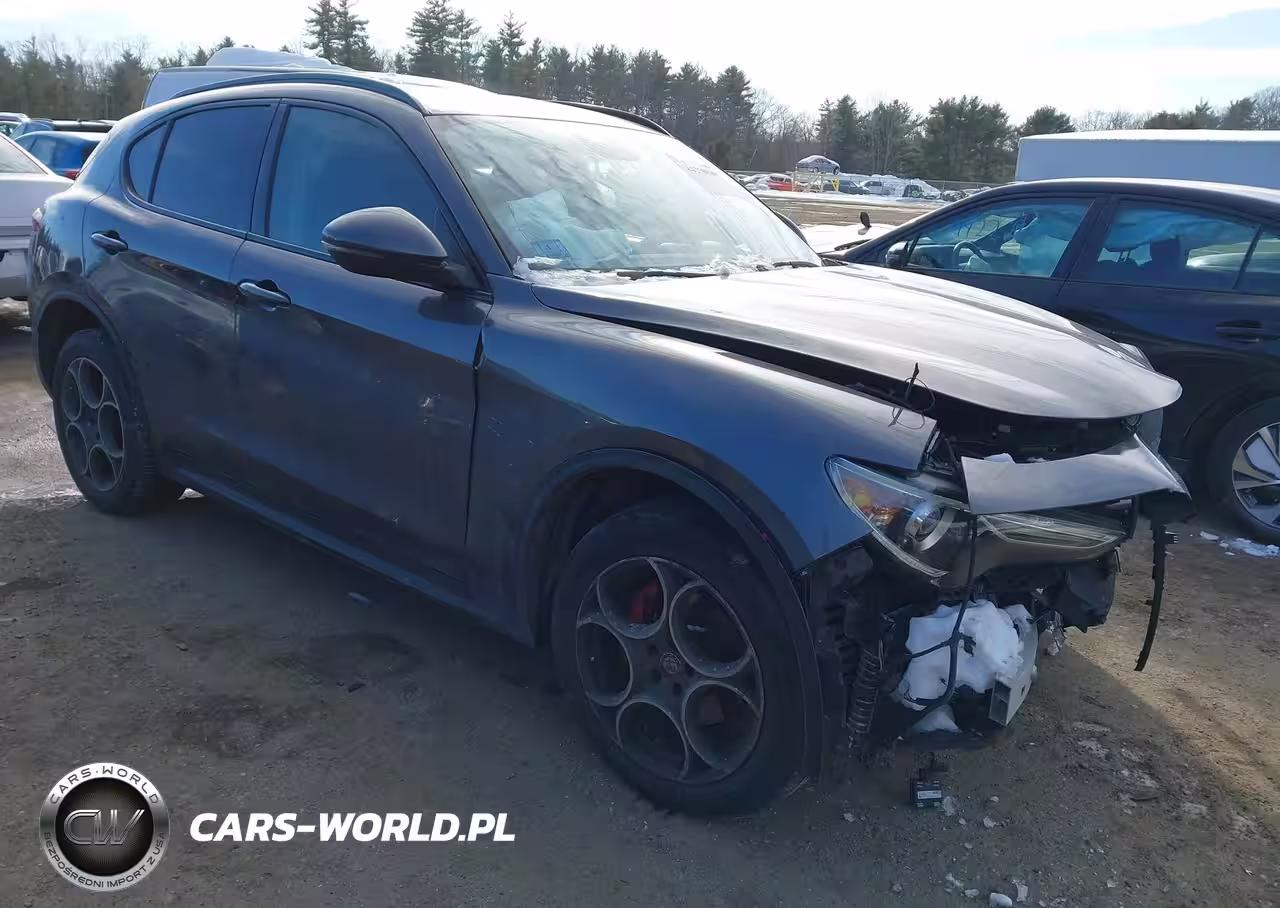2018 Alfa Romeo Stelvio Sport Awd