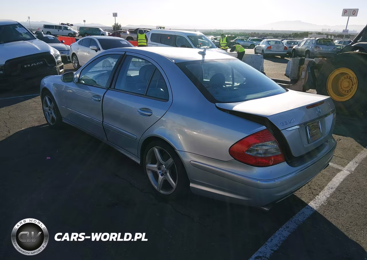 2009 Mercedes-Benz E 350 VIN:WDBUF56X49B408275 - 3