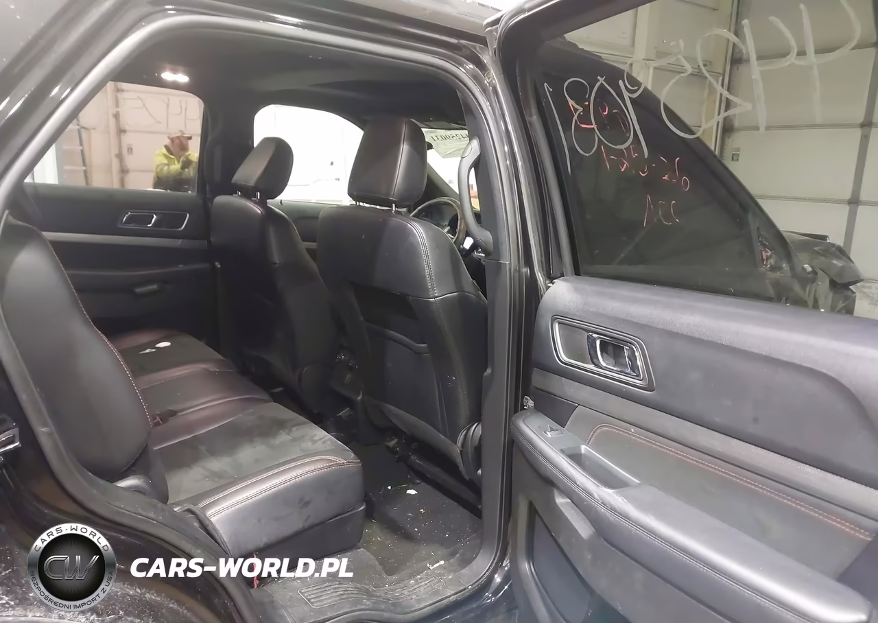 2019 Ford Explorer Xlt VIN:1FM5K8D8XKGA81934 - 8