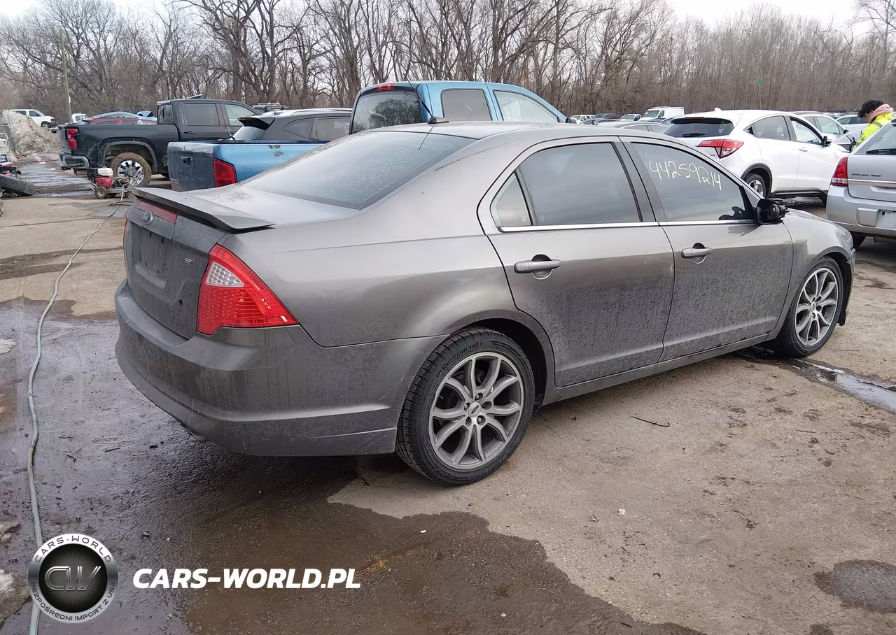 2011 Ford Fusion Se VIN:3FAHP0HA7BR312109 - 4