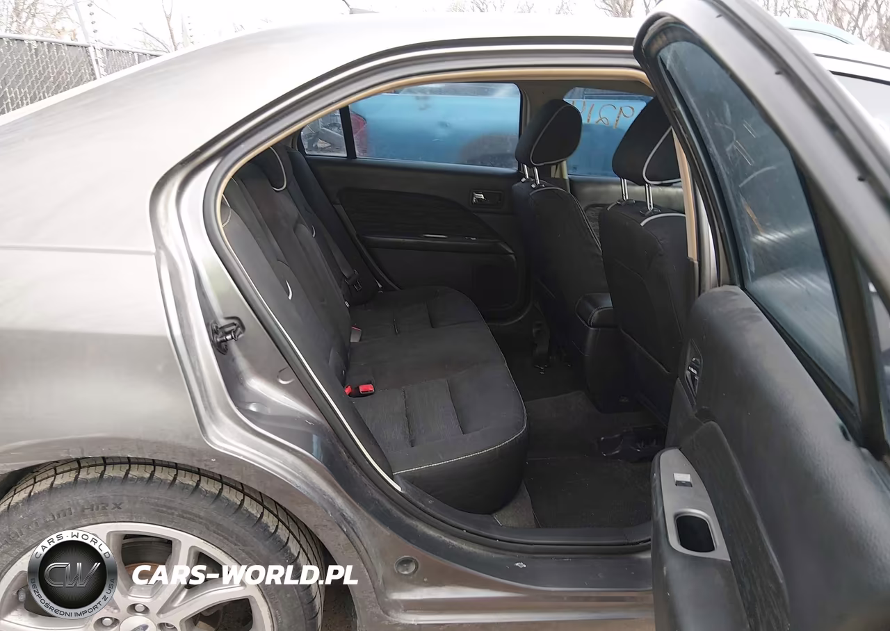 2011 Ford Fusion Se VIN:3FAHP0HA7BR312109 - 8