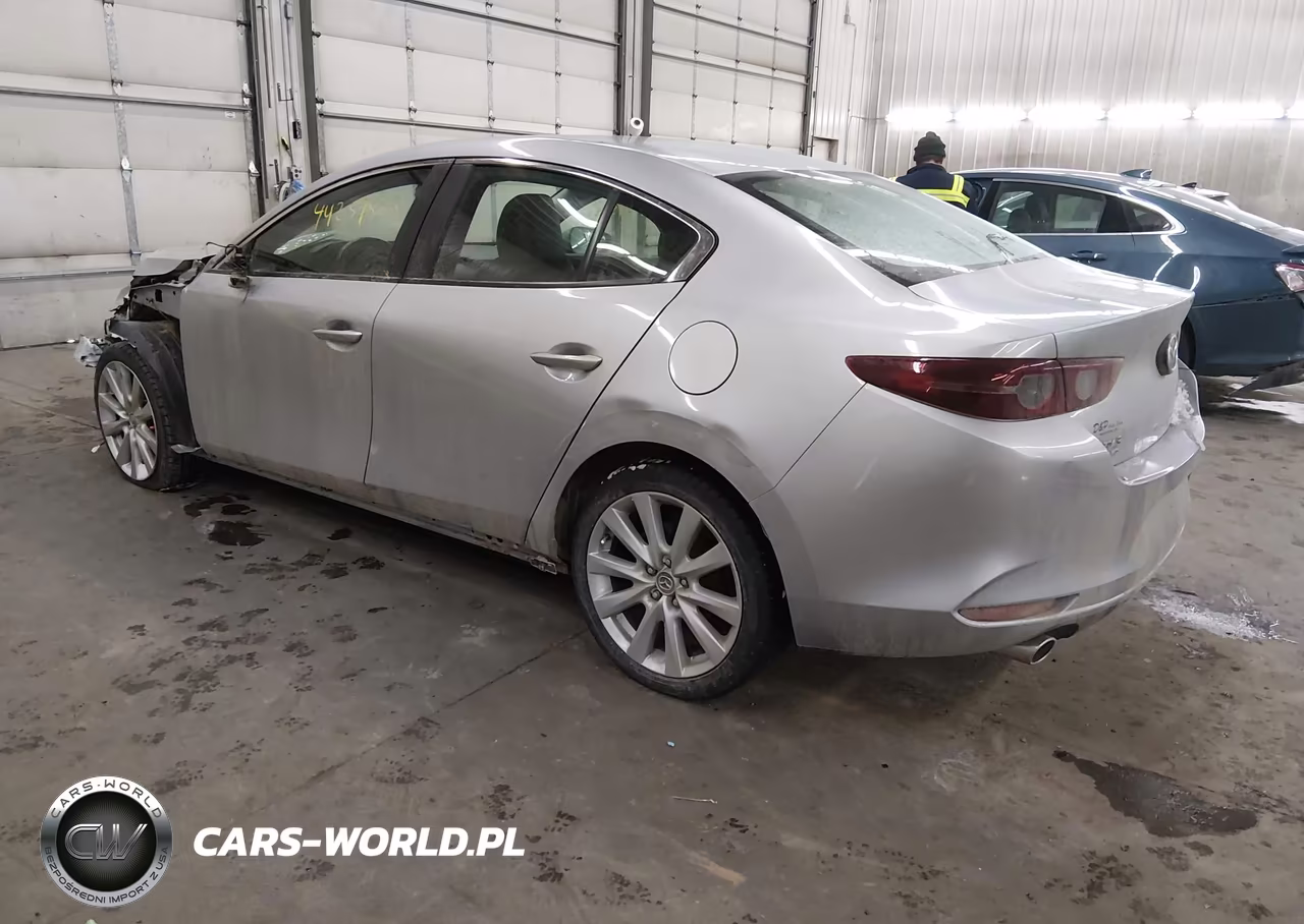 2021 Mazda Mazda3 Select VIN:3MZBPBBM2MM207747 - 3
