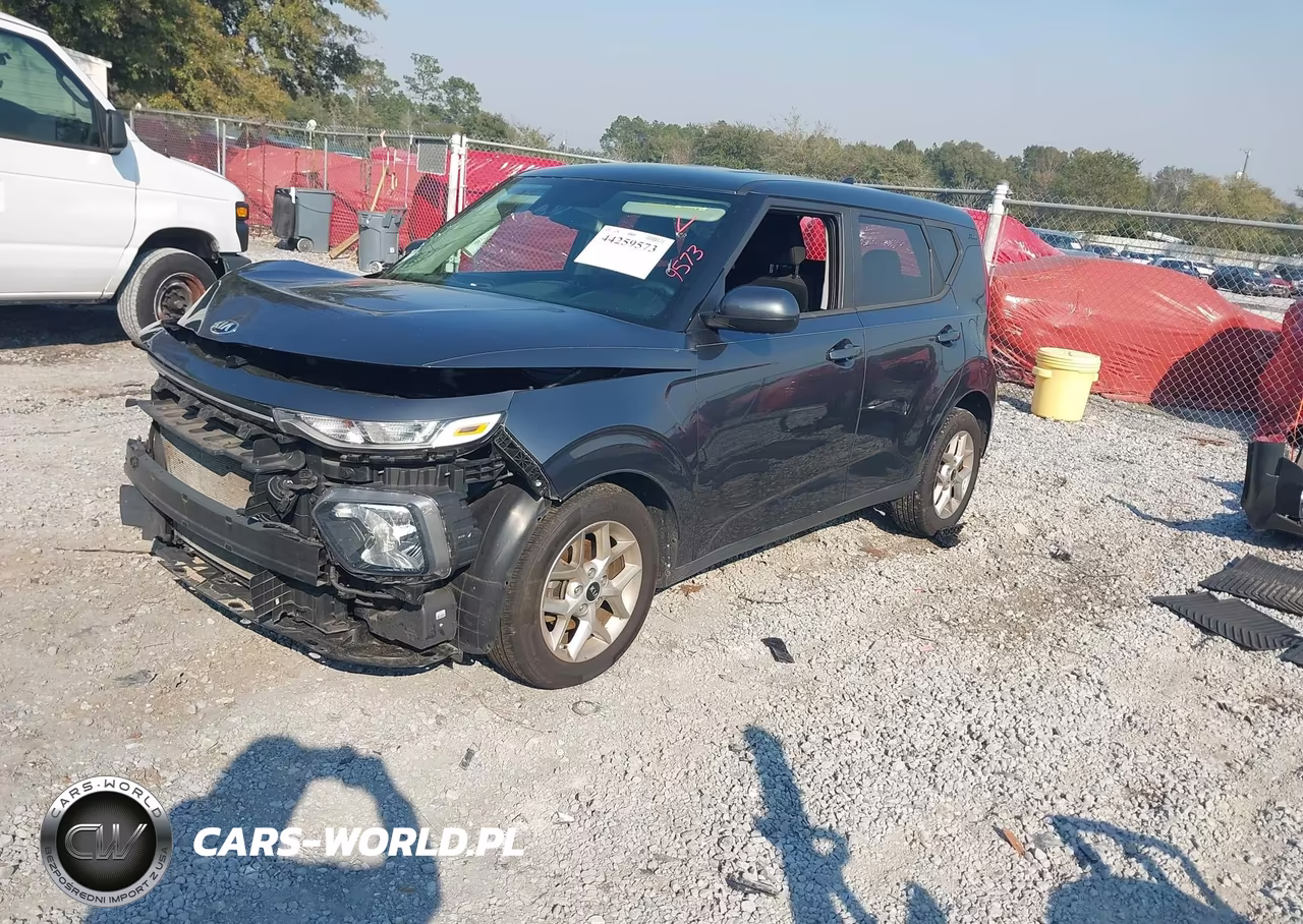 2020 Kia Soul S VIN:KNDJ23AU1L7001946 - 2