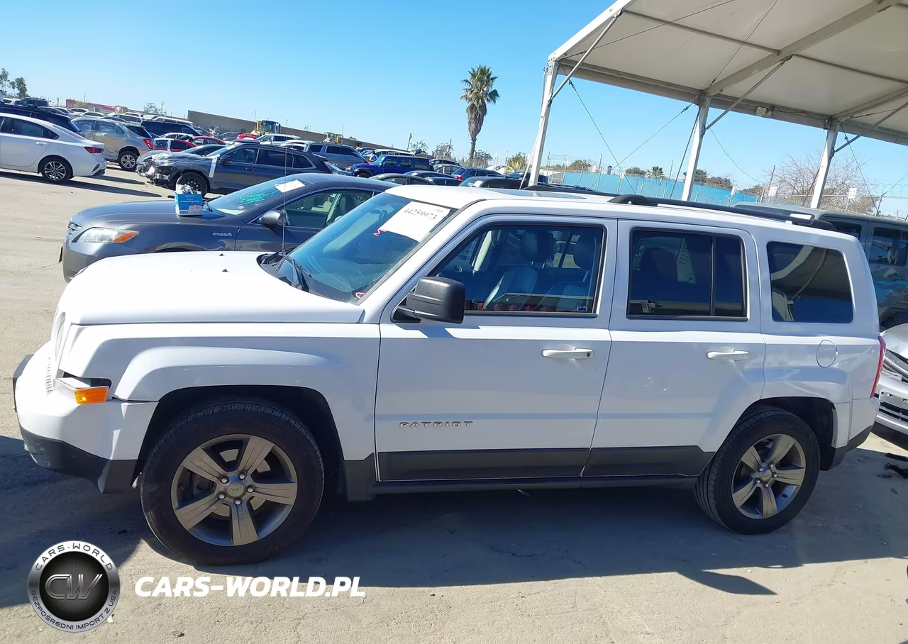 2014 Jeep Patriot High Altitude VIN:1C4NJPFA8ED667071 - 14