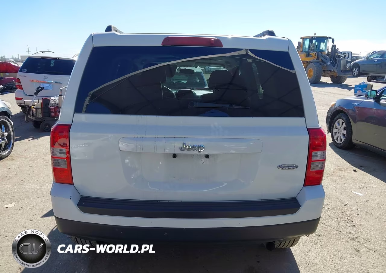 2014 Jeep Patriot High Altitude VIN:1C4NJPFA8ED667071 - 16