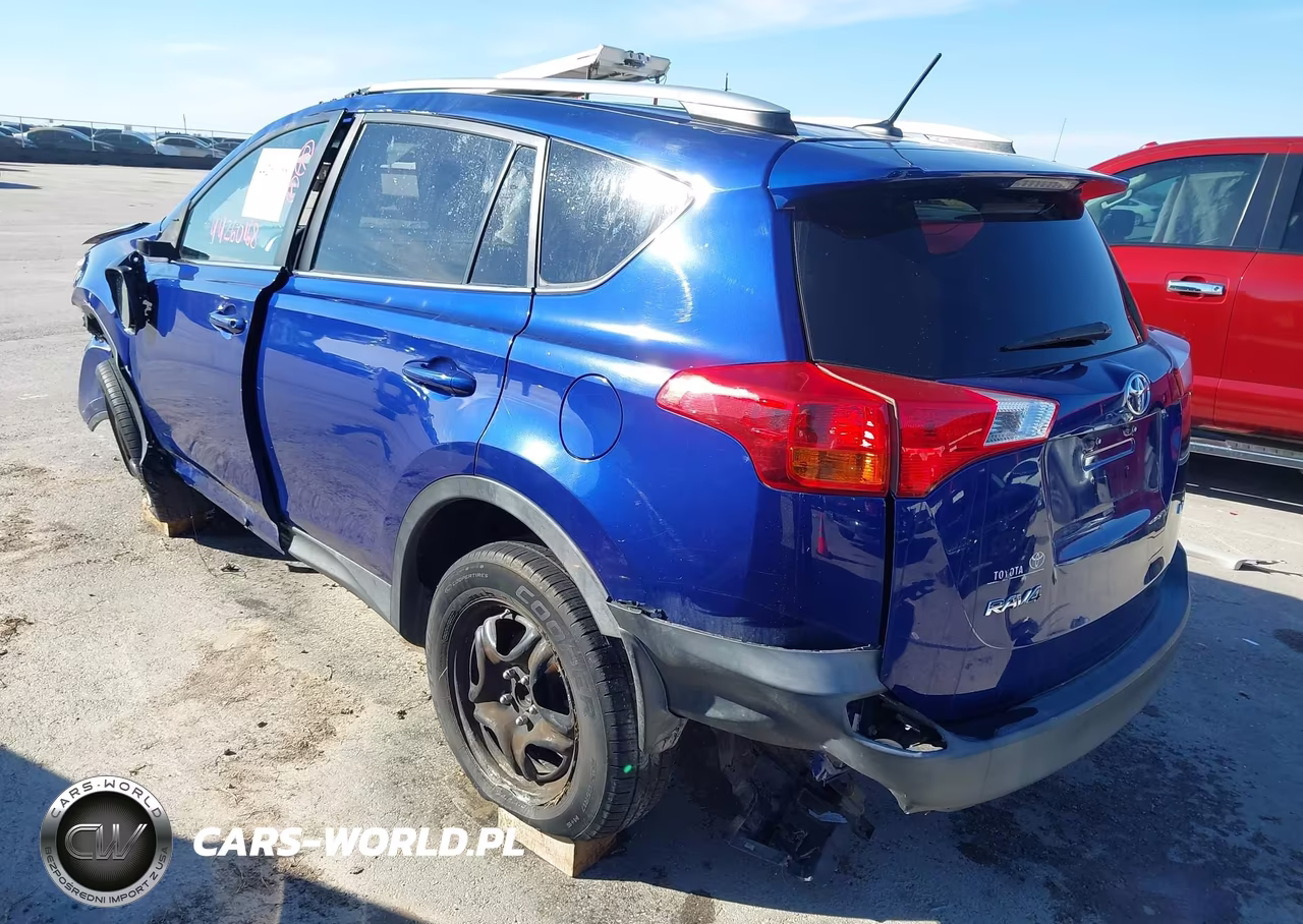 2015 Toyota Rav4 Le VIN:2T3ZFREV1FW194704 - 3