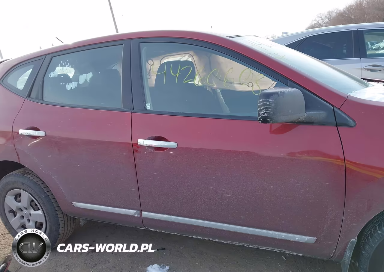 2013 Nissan Rogue S VIN:JN8AS5MT0DW553545 - 13