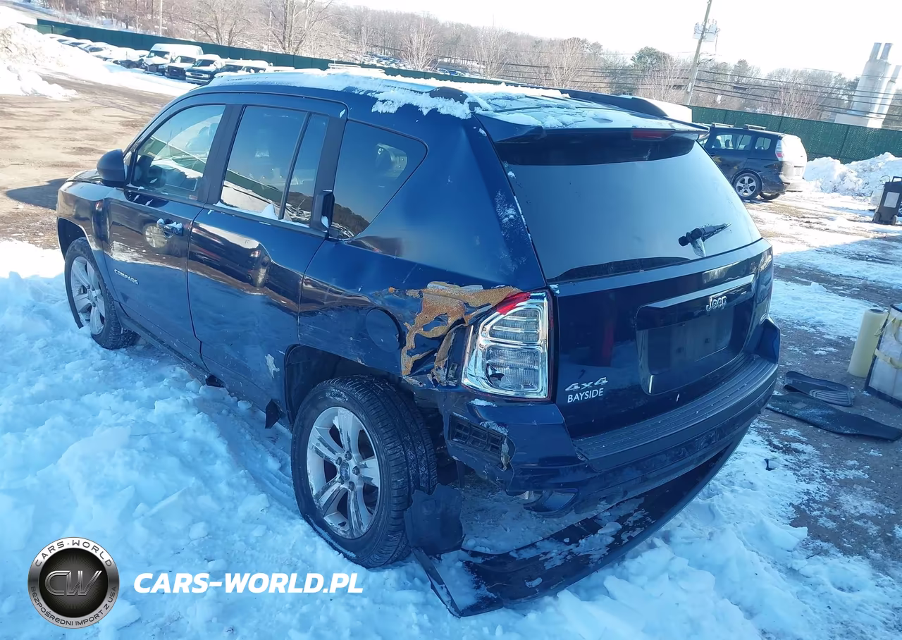 2013 Jeep Compass Latitude VIN:1C4NJDEB1DD140173 - 3