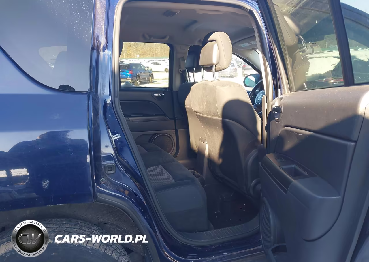 2013 Jeep Compass Latitude VIN:1C4NJDEB1DD140173 - 8