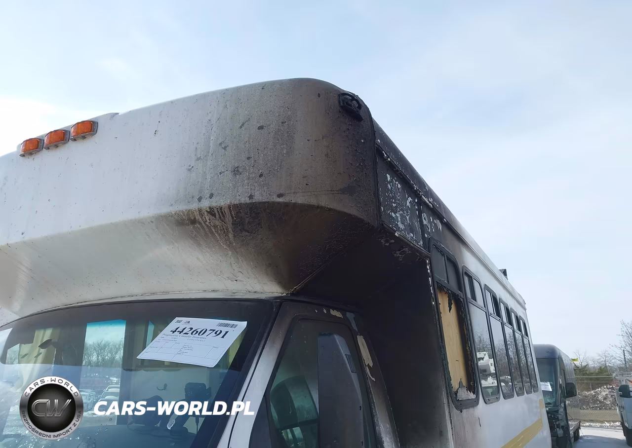 2006 Ford E-450 Cutaway VIN:1FDXE45S96DB29689 - 14