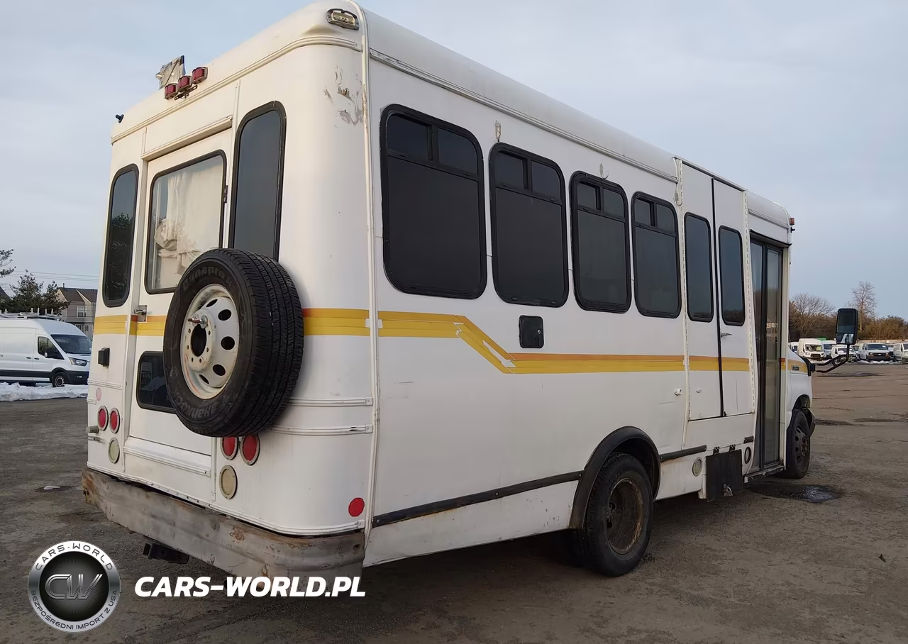 2006 Ford E-450 Cutaway VIN:1FDXE45S96DB29689 - 4