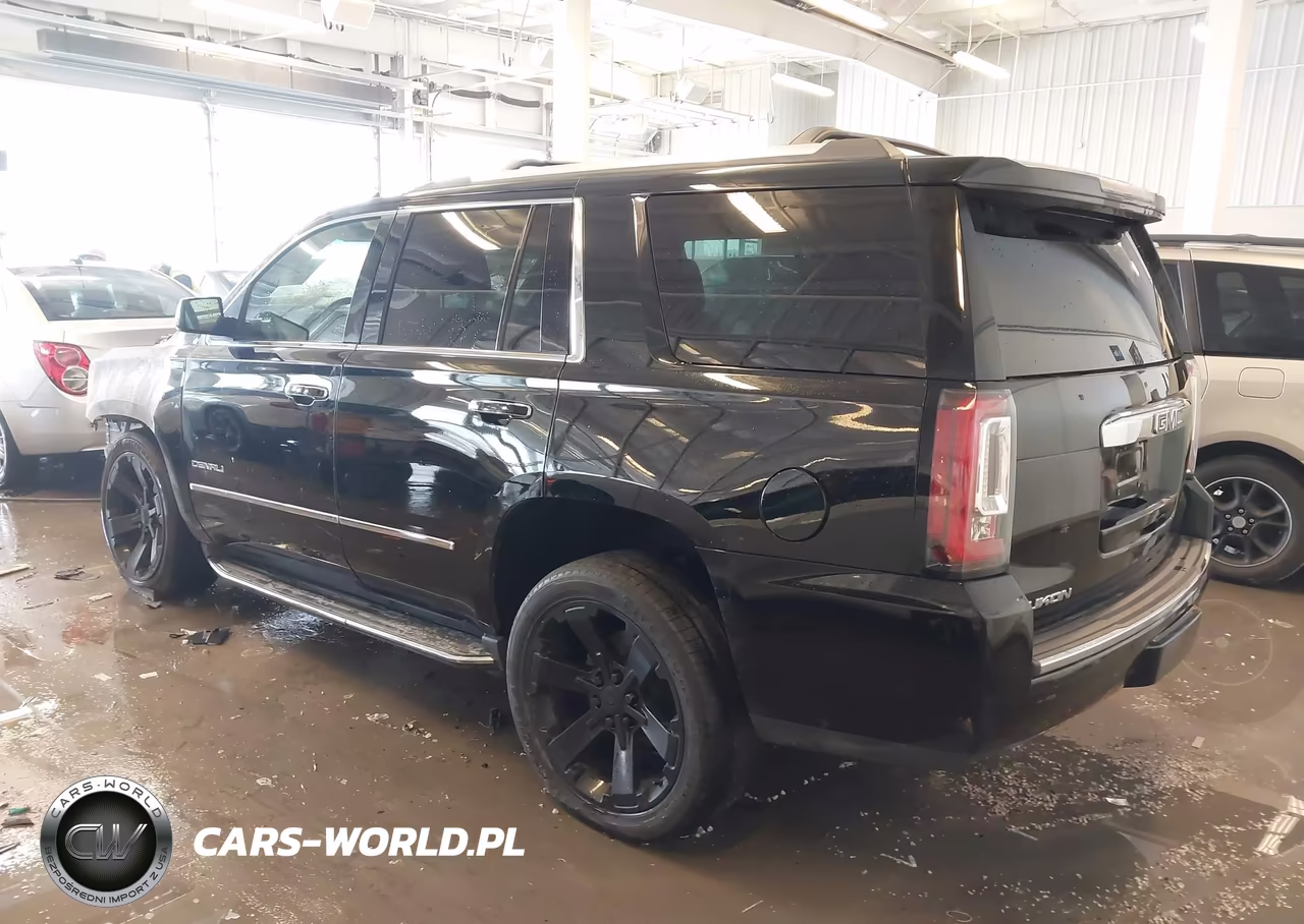 2018 GMC Yukon Denali VIN:1GKS2CKJ8JR151342 - 3