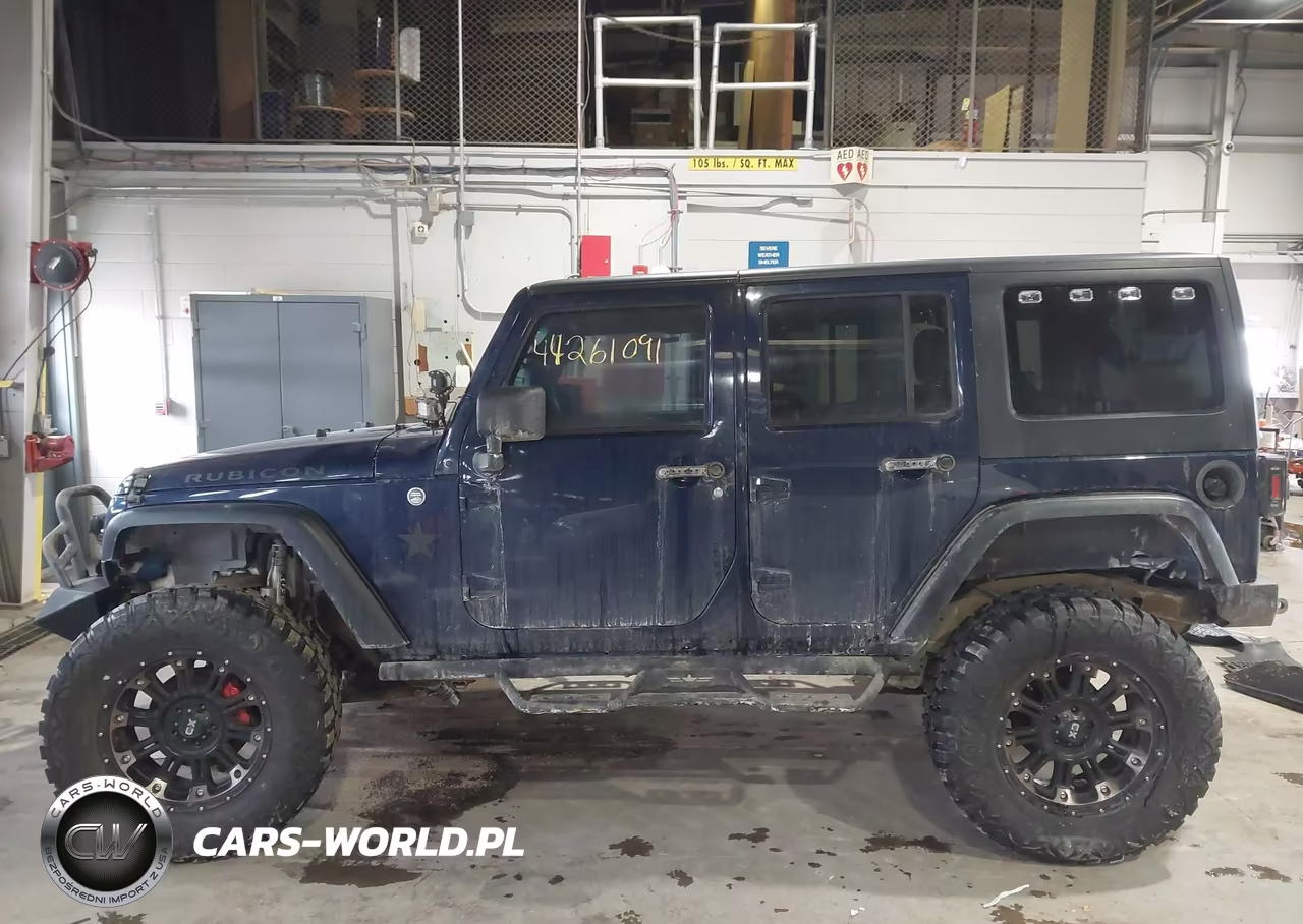 2013 Jeep Wrangler Unlimited Rubicon VIN:1C4HJWFG9DL525523 - 15