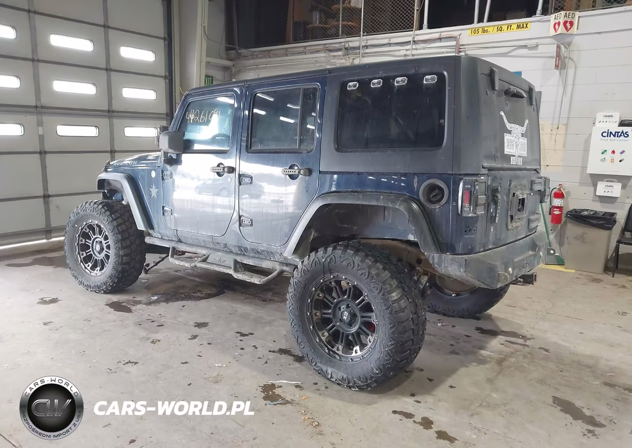 2013 Jeep Wrangler Unlimited Rubicon VIN:1C4HJWFG9DL525523 - 3