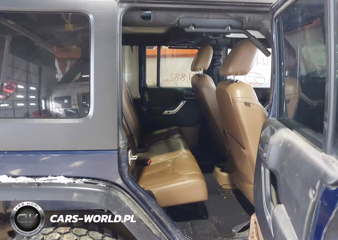 2013 Jeep Wrangler Unlimited Rubicon VIN:1C4HJWFG9DL525523 - 8