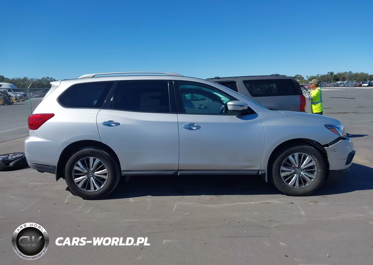 2019 Nissan Pathfinder S VIN:5N1DR2MM3KC595651 - 14